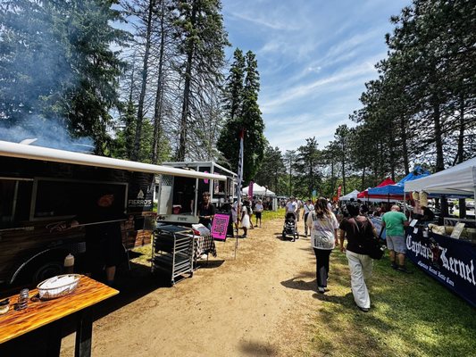 Wood fired pizza & kettle corn