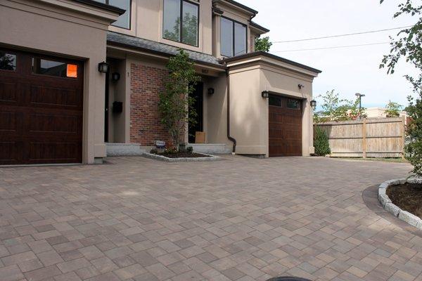 concrete paver driveway in Newton, Ma