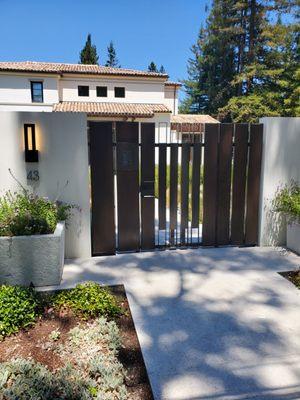 Custom metal and wood pedestrian gate install in Atherton, CA