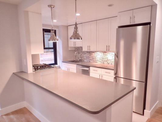 Beautiful kitchen in a 2 bedroom rental in Midtown East