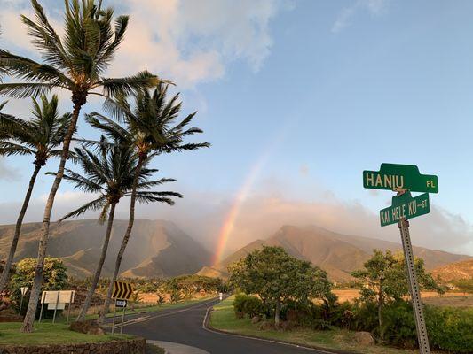 Five o'clock rainbows in Launiupoko