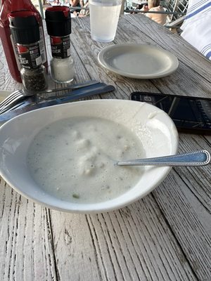 Clam "chowder".... A nine dollar bowl of chowder that was more like cream soup with few pieces of potato and clams, totally not worth !!!