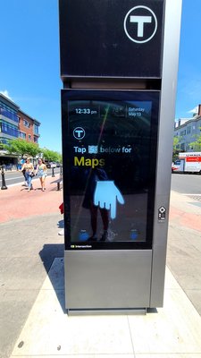 Maverick MBTA Station - Blue Line