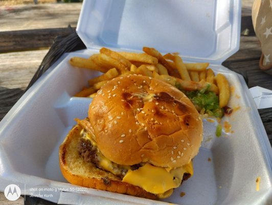 Lunch time! Cheeseburger &fries.