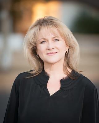 Central Arizona Real Estate Specialists-Mari Stoffer