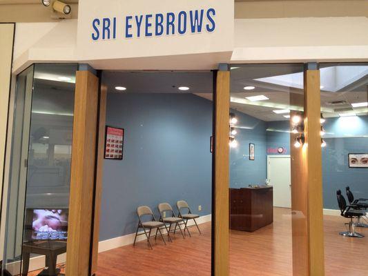 SRI EyeBrows
 Threading Facts :
 -100% Cotton Thread is used.
 -No chemicals
 -Alternative to Waxing, Depilatory cream & Laser.