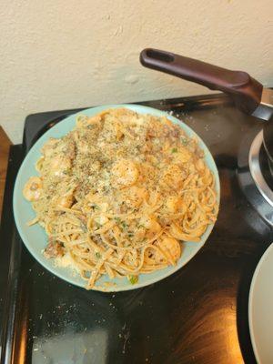 Shrimp Palermo, Delicious Shrimp cooked in a spicy sausage and green onion sauce. Umm