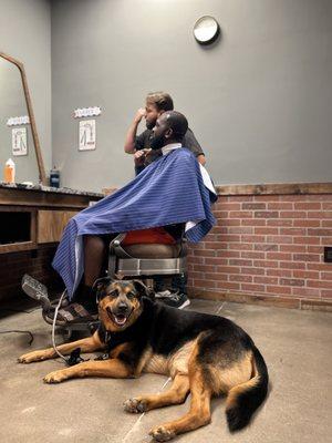 "Did somebody say Late Night Haircuts at Minty Barber?!"  We're open 7 days a week; until 10PM on weekdays, including Friday!