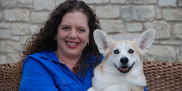 For over 27 years, Jaime Bragg has been professionally serving pets and their families in the local Austin area.