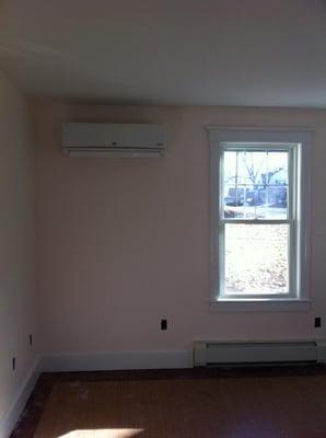 Mini split heat pump indoor unit with hot water baseboard install