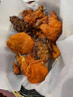 Vegetable Pakora $5.