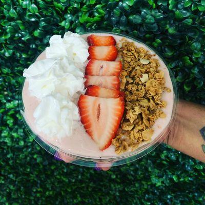 Fresas con Crema Power Bowl