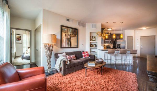 Highland Park West Lemmon offers upgraded kitchens with stainless-steel appliances,Our Highland Park apartments offer spaciou...