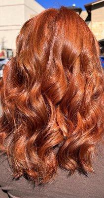 Women's Curly hair styling