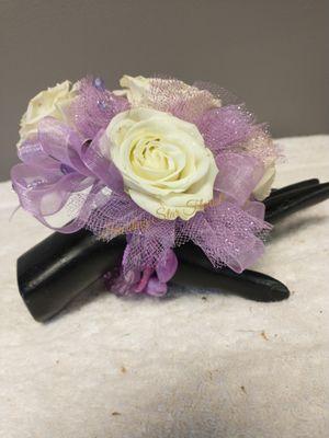 Wrist corsage