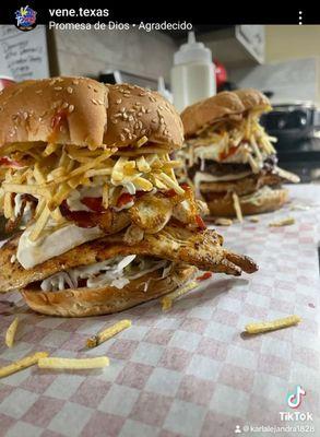 Chicken Sandwich / Burger Venezuelan Style