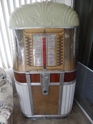 My upgraded jukebox!!