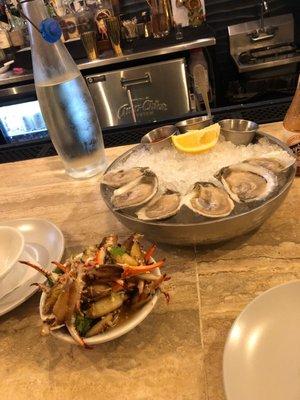 Crab claws and oysters