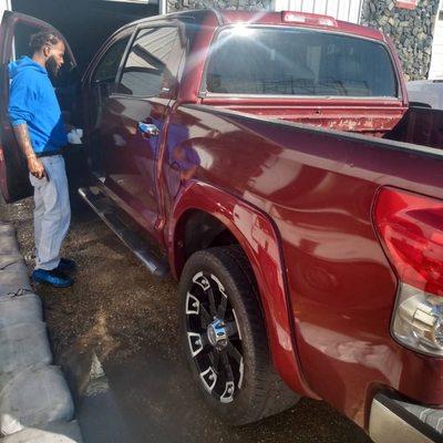 Truck wash and detailed