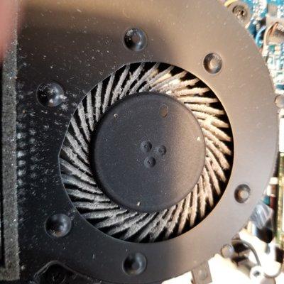 Dirty fan indicative it was never cleaned when Simple IT Solutions replaced the battery.