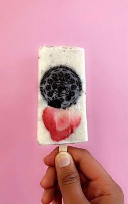 Strawberry Oreo