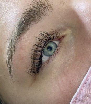 Classic lash extensions a more natural mascara look