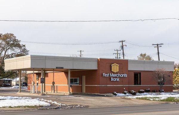 First Merchants Bank in Taylor Michigan