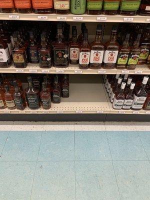 Tri-Town Wine & Spirits