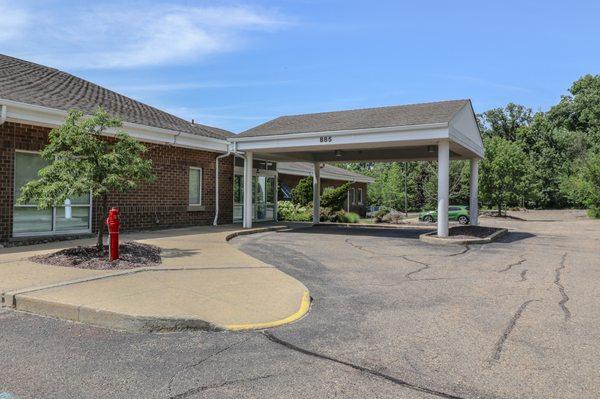 Highland Podiatry Associates Sagamore Hills Front Entrance