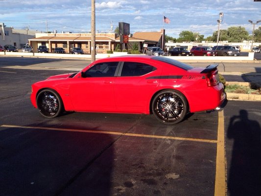 Charger on "24 Diablo wheels