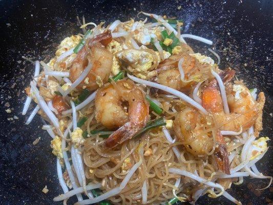 Standard Pad Thai Tofu, Chicken ($12) and Shrimp ($13)
 *Popular