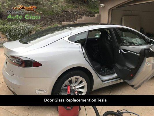 Replacing door glass in Tesla Model S