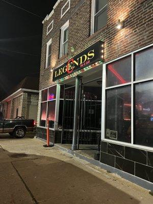 Legends Bar and Grill