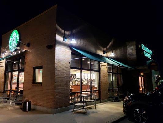 Storefront Starbucks Stone Creek Town Center