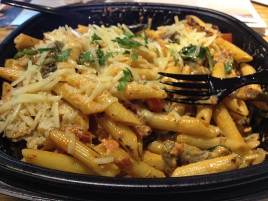 Penne Rosa:  Spicy tomato cream sauce, penne pasta, mushrooms, tomato, spinach, & wine. Steak and Parmesan cheese added. Feeds 4