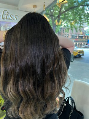 Dimensional balayage with Olaplex and k18 by Emily