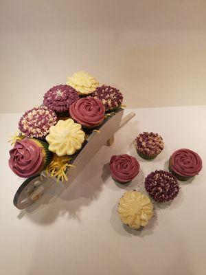 Flower cupcakes