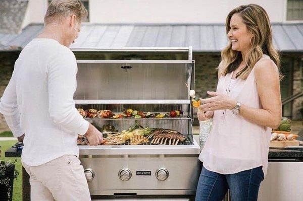 Coyote Outdoor Living Gas Grill