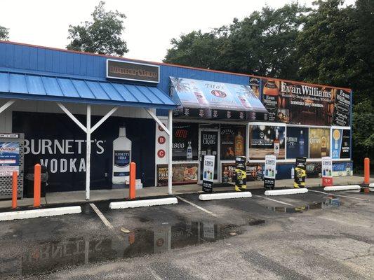 Redbank Party Shop - Liquor Store