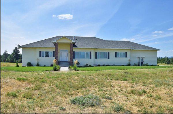 Spacious, secluded rancher on 10 acres in Deer Park.