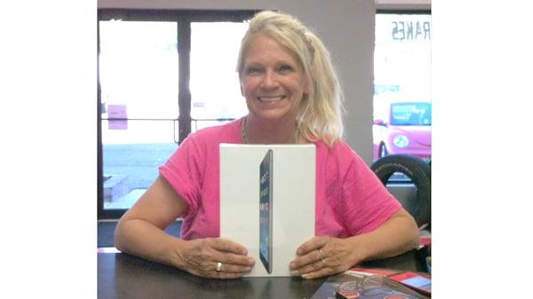 SHERRY INGOLD, WINNER OF THE I-PAD!!