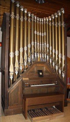 Wicks Pipe Organ