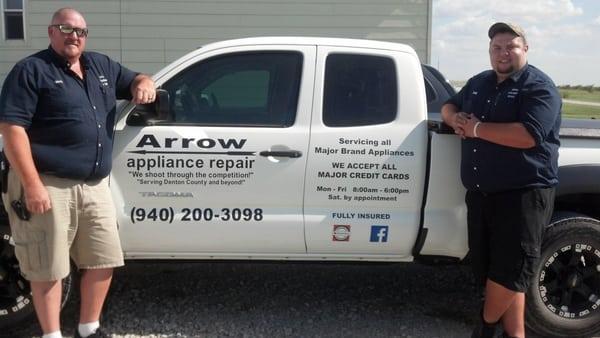 Mark Henderson and Ryan Williams service techs