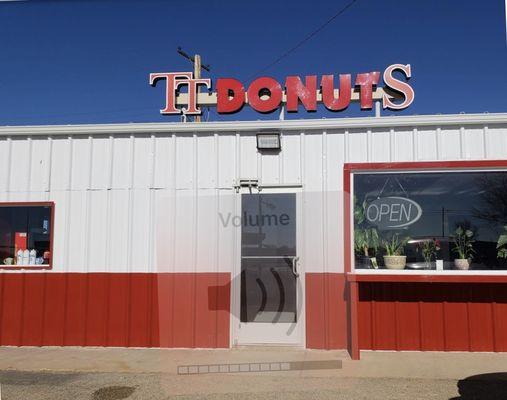 TT Donuts Dalhart