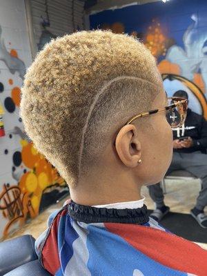 Women's Haircut Mohawk