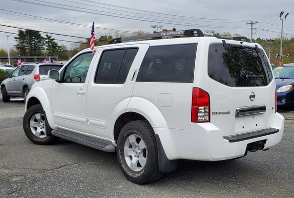 waoo 
 2007 Nissan pathfinder