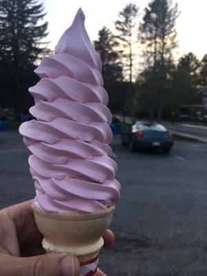 Black raspberry soft serve. Mmmmmm