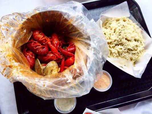 Boiler Combo (Crawfish & Clams) + Side of Garlic Parmesan Noodles.