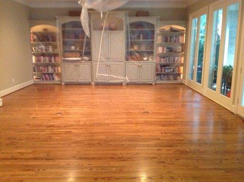 Hardwood Floor polishing