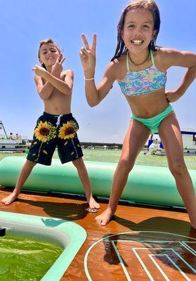 Kid-friendly pontoon tours